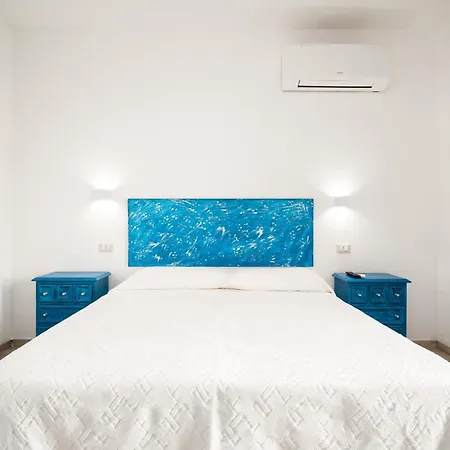 Ajo Da Paolo Bed & Breakfast Budoni